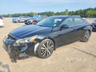 NISSAN ALTIMA SR
