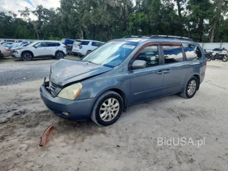 KIA SEDONA LX