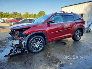 TOYOTA HIGHLANDER SE
