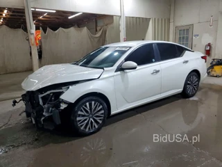 NISSAN ALTIMA SV
