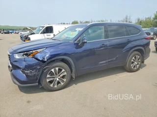 TOYOTA HIGHLANDER XLE