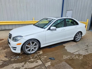 MERCEDES-BENZ C 250