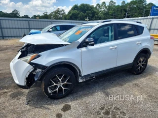 TOYOTA RAV4 SE