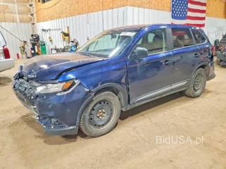 MITSUBISHI OUTLANDER SE