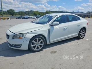 VOLVO S60 PREMIER