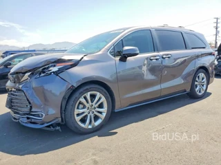 TOYOTA SIENNA PLATINUM 7-PASSENGER
