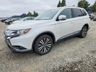 MITSUBISHI OUTLANDER SE