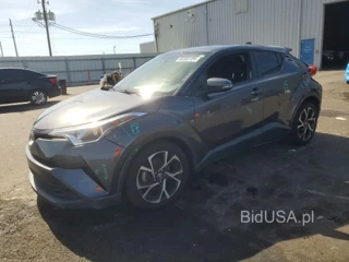 TOYOTA C-HR XLE