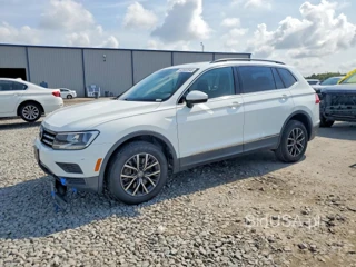 VOLKSWAGEN TIGUAN SE