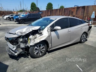 TOYOTA PRIUS PRIME PREMIUM