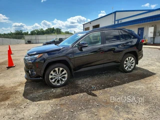 TOYOTA RAV4 XLE PREMIUM