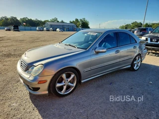 MERCEDES-BENZ C 230