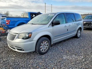 CHRYSLER TOWN & COUNTRY LX