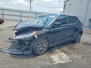 NISSAN KICKS SV