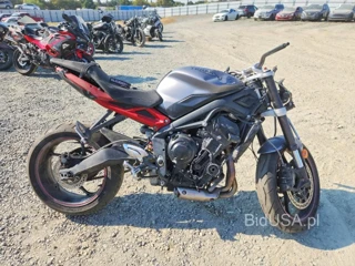 TRIUMPH MOTORCYCLE STREET TRIPLE R