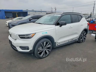 VOLVO XC40 P8 RECHARGE PLUS
