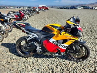 HONDA CBR600 RR