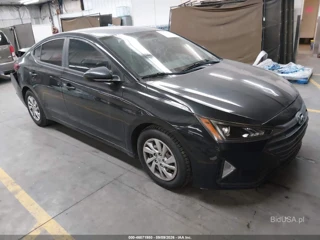 HYUNDAI HYUNDAI ELANTRA SE