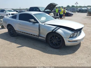 FORD FORD MUSTANG V6 DELUXE/V6 PREMIUM