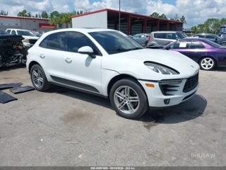 PORSCHE PORSCHE MACAN