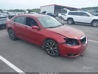 CHRYSLER CHRYSLER 200 S