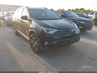 TOYOTA TOYOTA RAV4 LE