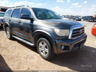 TOYOTA TOYOTA SEQUOIA SR5 5.7L V8