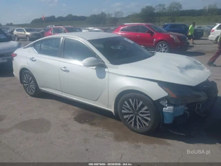 NISSAN NISSAN ALTIMA SV FWD
