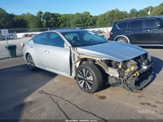 NISSAN NISSAN ALTIMA SV FWD