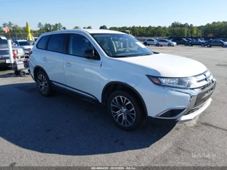 MITSUBISHI MITSUBISHI OUTLANDER ES