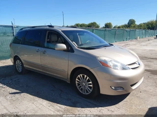 TOYOTA TOYOTA SIENNA XLE