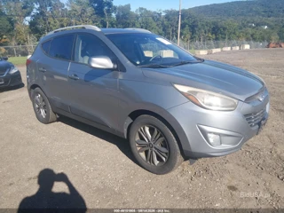 HYUNDAI HYUNDAI TUCSON SE
