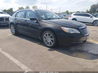 CHRYSLER CHRYSLER 200 LX