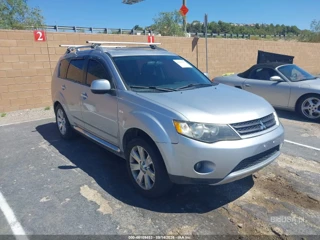 MITSUBISHI MITSUBISHI OUTLANDER SE