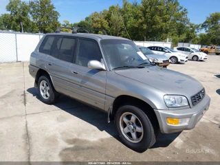 TOYOTA TOYOTA RAV4