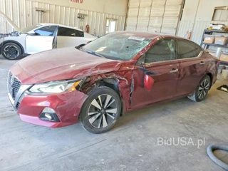 NISSAN ALTIMA SV