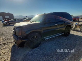 CADILLAC ESCALADE LUXURY