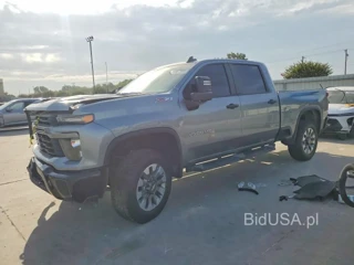 CHEVROLET SILVERADO K2500 CUSTOM