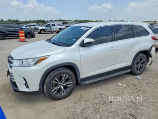TOYOTA HIGHLANDER LE PLUS