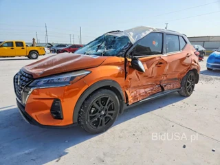 NISSAN KICKS SR