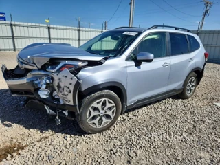 SUBARU FORESTER PREMIUM