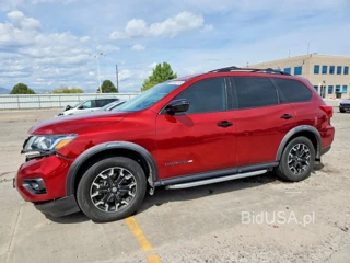 NISSAN PATHFINDER SV