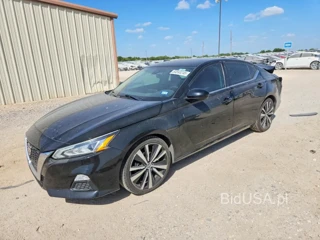 NISSAN ALTIMA SR
