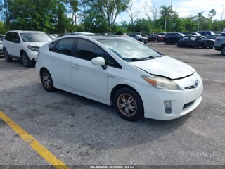 TOYOTA TOYOTA PRIUS III
