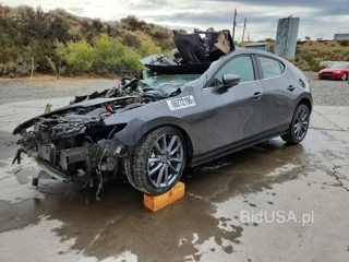 MAZDA 3 PREFERRED