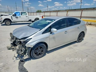 TOYOTA PRIUS THREE