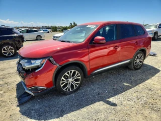 MITSUBISHI OUTLANDER SE
