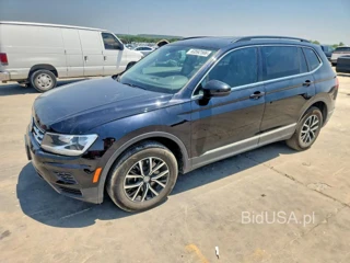 VOLKSWAGEN TIGUAN SE