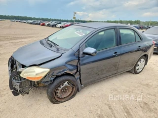 TOYOTA YARIS BASE