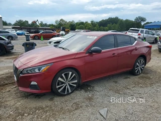 NISSAN ALTIMA SR